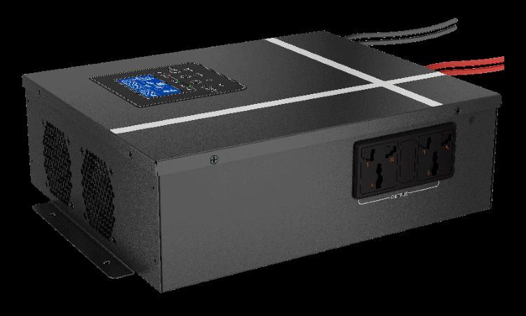 Photovoltaic inverter fan cooling